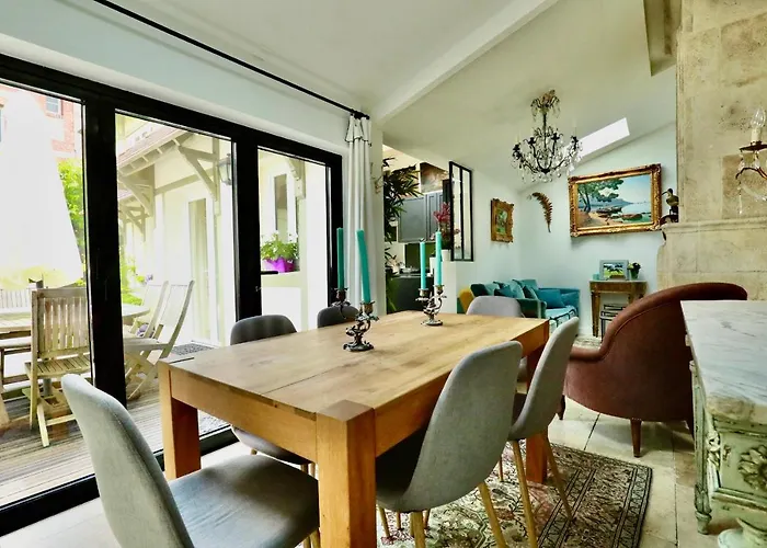 Maison De Charme A Cote De L'hippodrome *